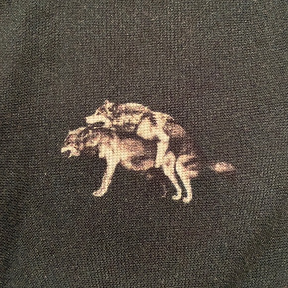 Wolf patern men shirt size S - Picture 3 of 5
